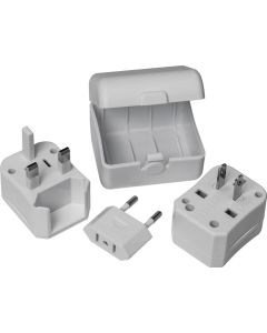 Reiseadapter in einem Kunststoffetui mit Adaptern für US, UK, AUS, Asien und EU